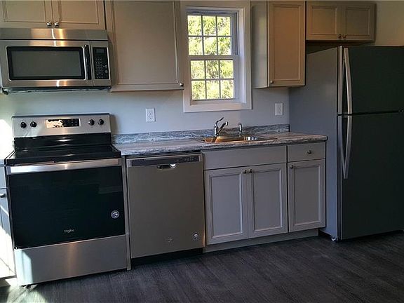 2nd image of 91 Wooster St #206