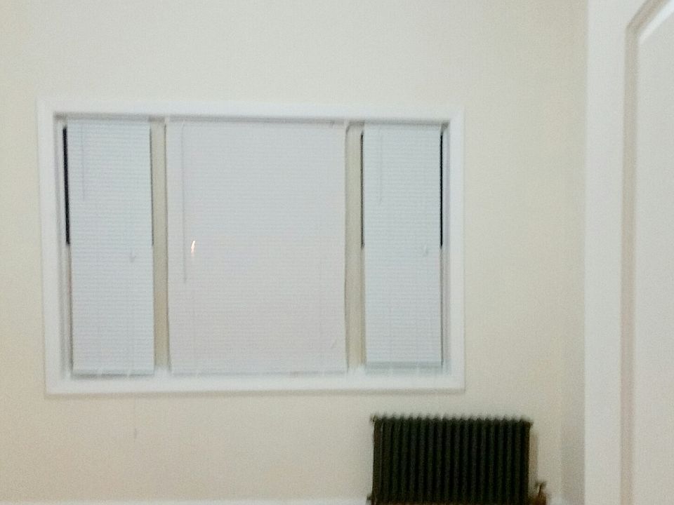1st image of 2913 21st Ave #1