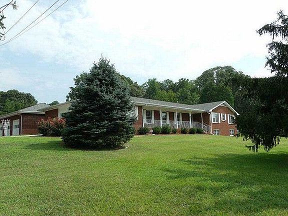 2nd image of 2181 E Cherokee Dr