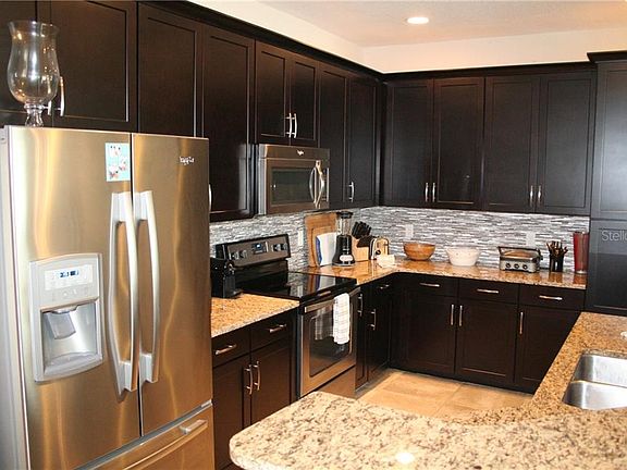 4th image of 10707 Belfry Cir