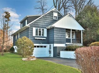 194 Prospect Ave, Valhalla, NY 10595