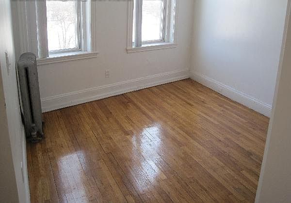 2nd image of 149 Park Dr