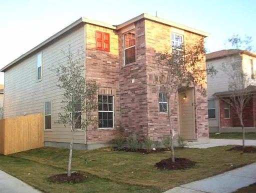 16138 Branching Oaks