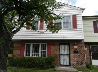 6588 Stoney Point N, Norfolk, VA 23502