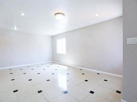 4th image of 12910 Barranca Ln #16