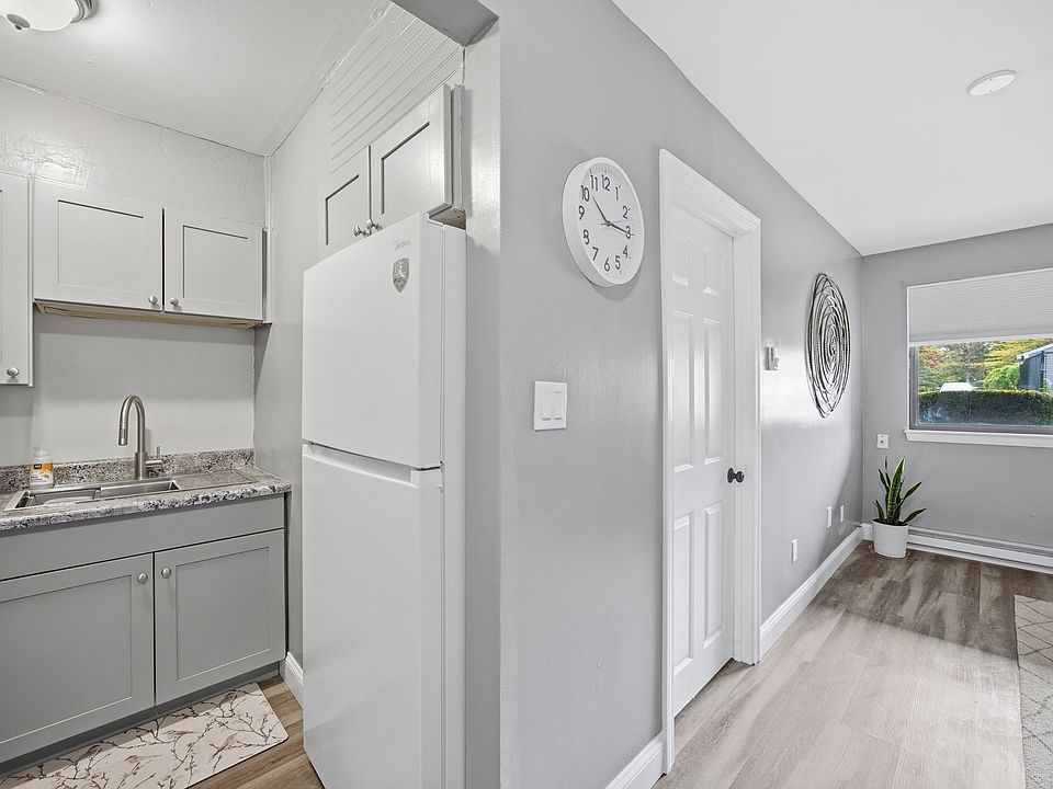 1st image of 16 Arizona Ter APT 2