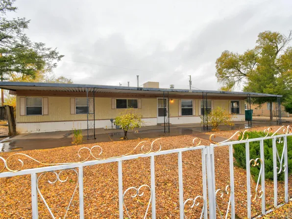 143 Willow Rd NW, Albuquerque, NM 87107