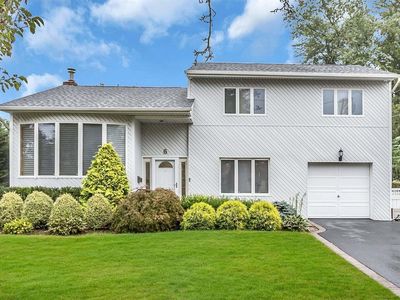 6 Richfield Street, Plainview, NY, 11803