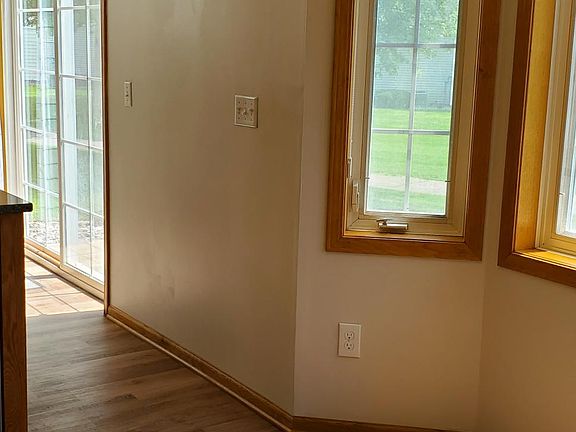 kitchen nook 1