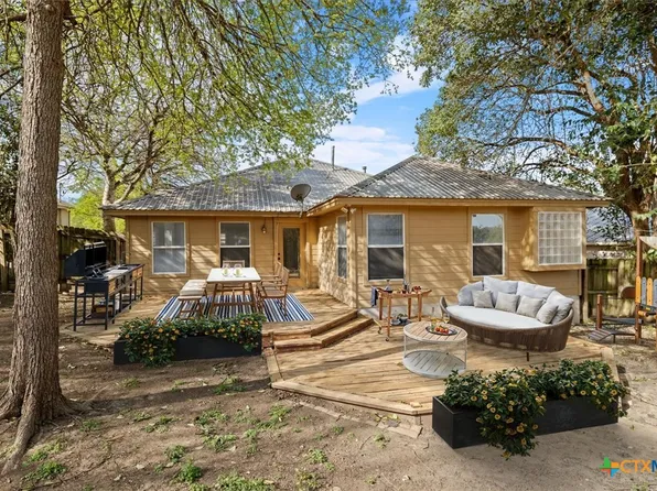 127 Dolly St, San Marcos, TX 78666