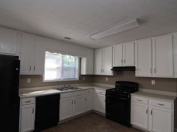 2nd image of 2795 Coventry Grn SE #A