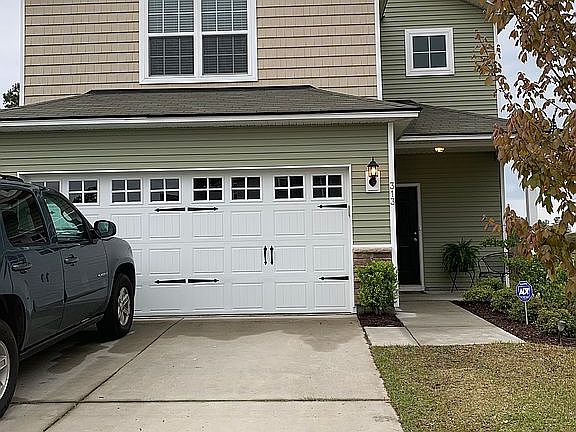 3rd image of 313 Cantley Ct