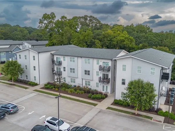 100 Prince Avenue #B208, Athens, GA 30601
