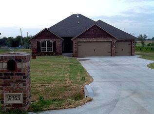 19763 Linda Ln, Harrah, OK 73045