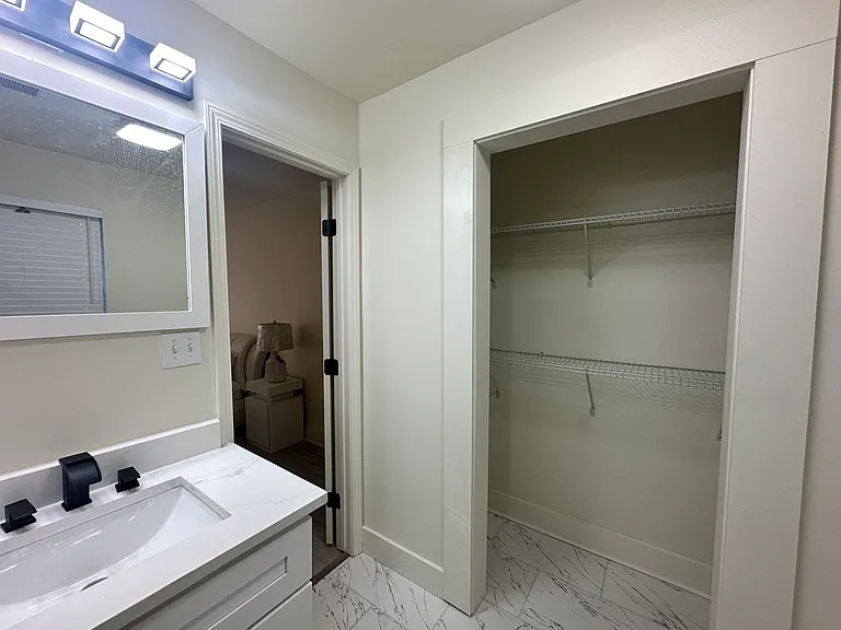 2285 Rock Springs Rd — Photo 13