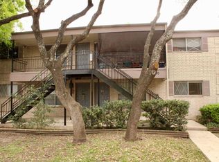 610 Chauncey Dr APT 4, San Antonio, TX 78216