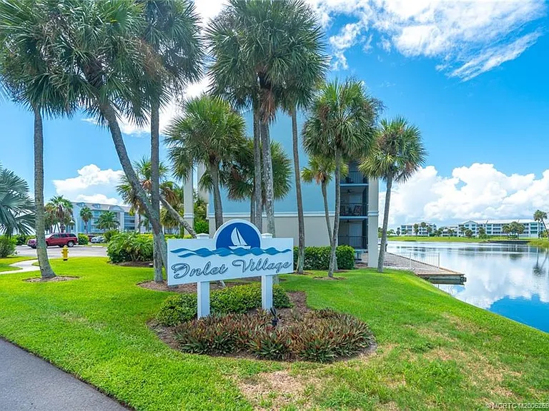 40 NE Plantation Rd #203 — Photo 38