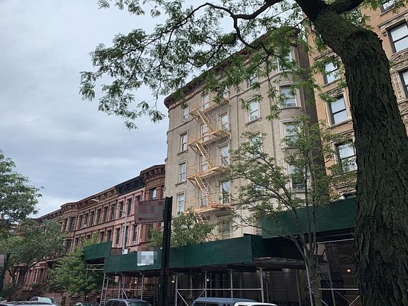 2nd image of 35 W 122nd St APT 3A