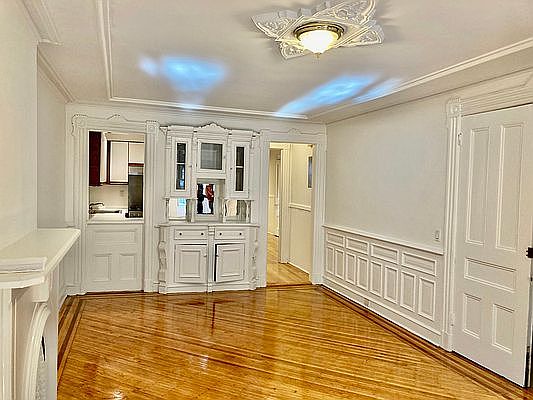 4th image of 487 1st St #1