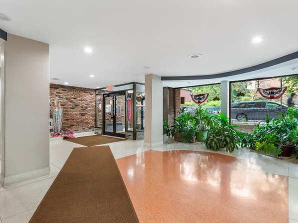 68-15 Selfridge Street image 7 of 13