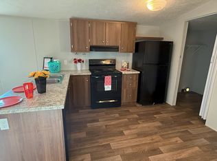 4410 Brown Station Rd #6, Columbia, MO 65202