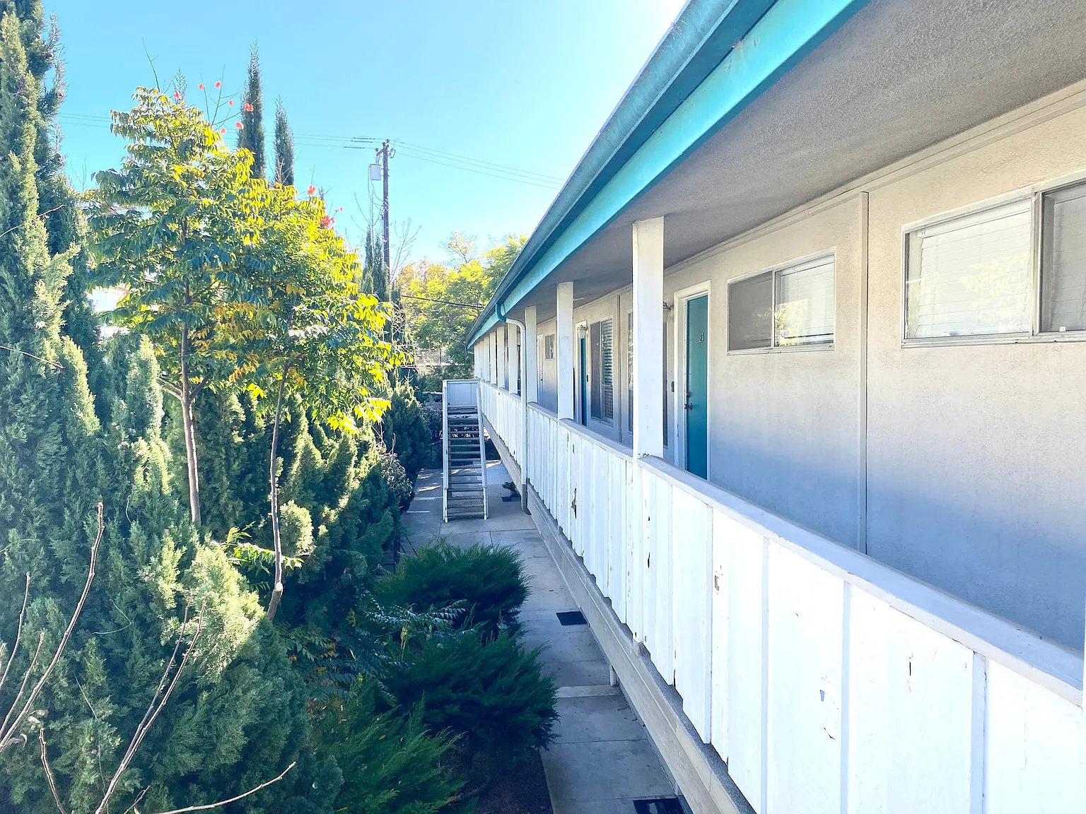 3940 Via Lucero — Photo 2