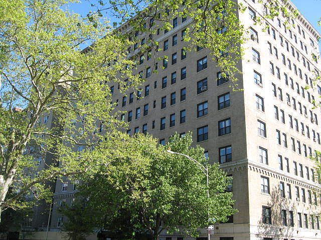 1st image of 50 Plaza St E #3