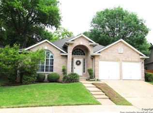 8 Dallari Ct, San Antonio, TX 78216