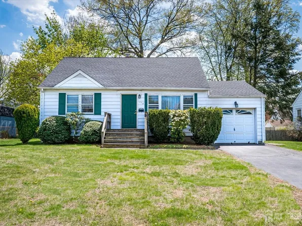113 Gubernat Dr, South Plainfield, NJ 07080