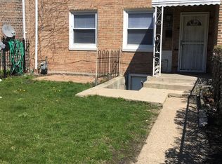 3817 S Calumet Ave, Chicago, IL