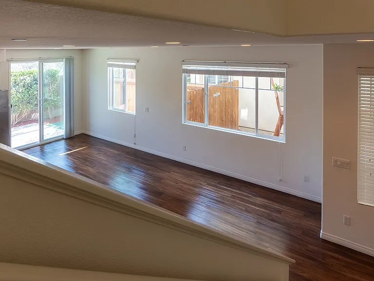 Spacious Townhomes in 22 Unit Gated Community in Spring Valley — Photo 12