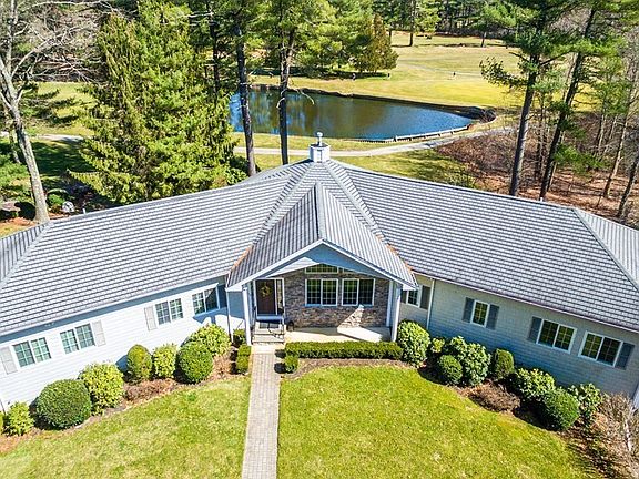 2nd image of 149 Fairway Dr