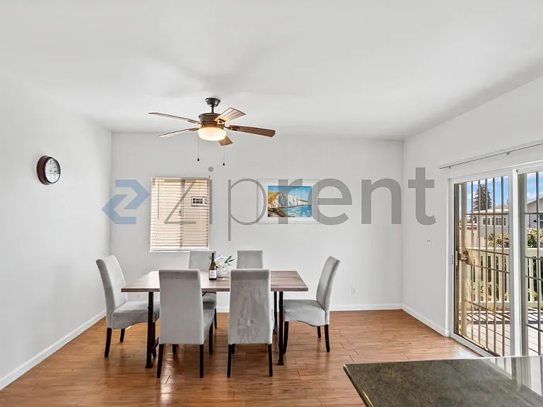 2123 E 25th St — Photo 11