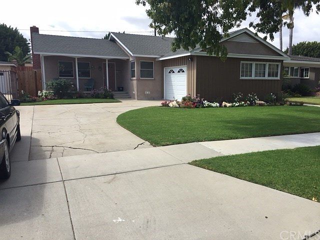 1st image of 2809 Iroquois Ave
