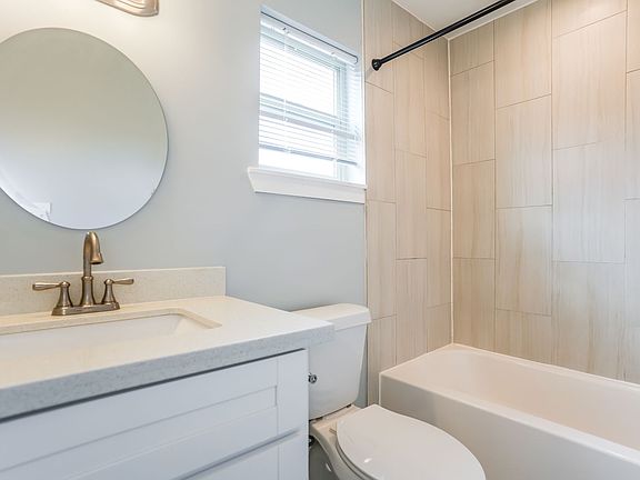 3rd image of 4801 Avenue H #18772EF90