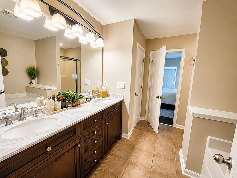 Fern Bay Dr SW — Photo 17