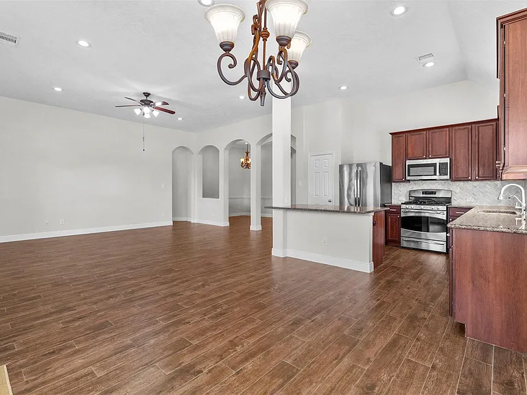 2558 Marufo Vega Dr — Photo 5