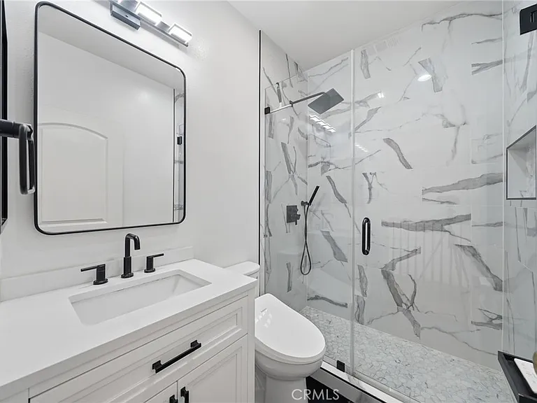 5803 Fullerton Ave — Photo 26