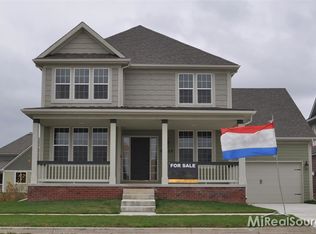 53155 Champlain St, Macomb, MI 48042