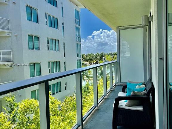 3rd image of 6620 Indian Creek Dr APT 402