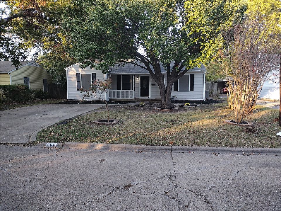 1st image of 208 Almond St