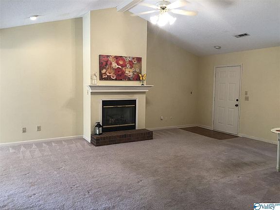 2nd image of 724 Wynsom Dr SE
