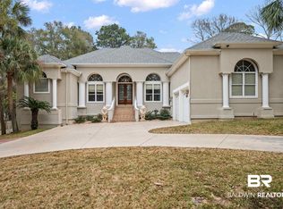 305 Clubhouse Dr, Fairhope, AL 36532