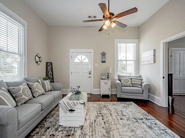 1406 Moody Ave #2 — Photo 6