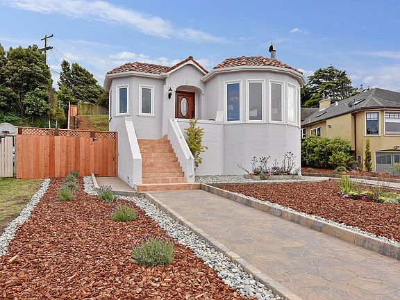 2nd image of 806 Urbano Dr