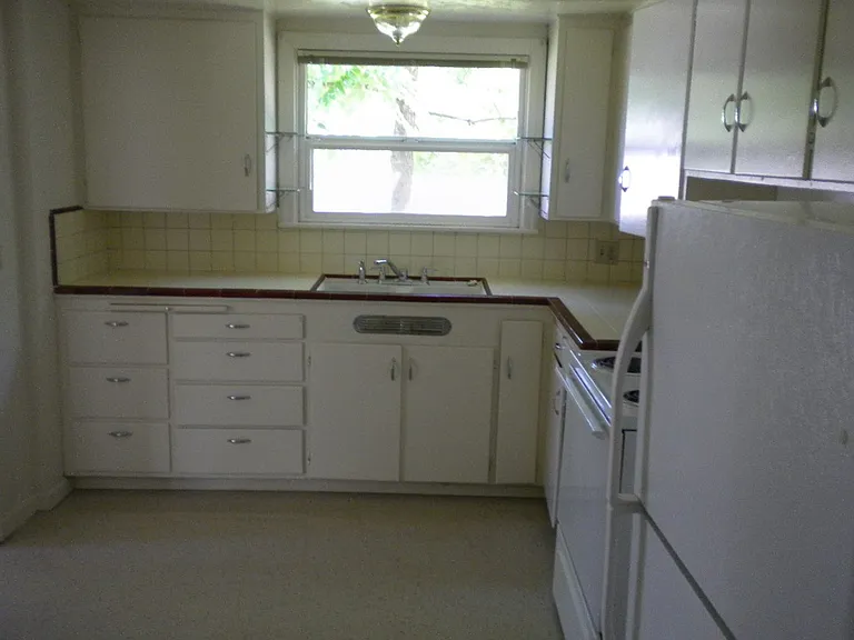 482 E 16th Ave #1-5 — Photo 5