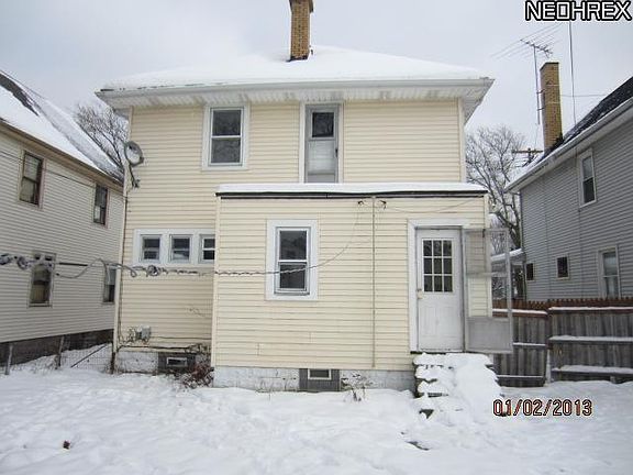 4th image of 1930 W 74th St