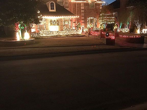 2nd image of 7129 Oakbrook Dr