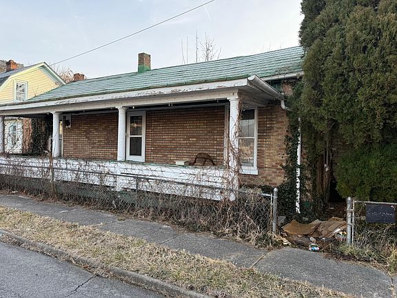 2nd image of 324 C St
