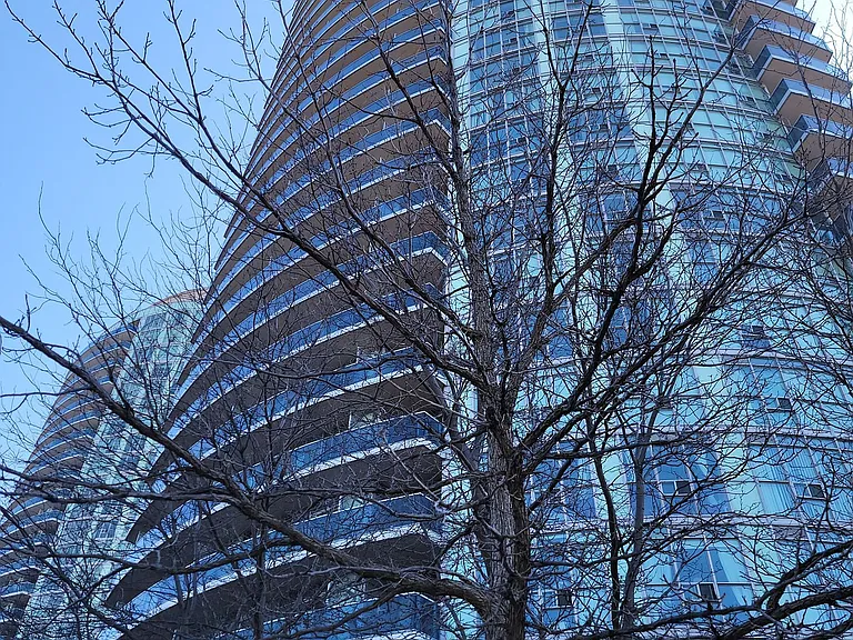 80 Absolute Ave #1011 — Photo 1